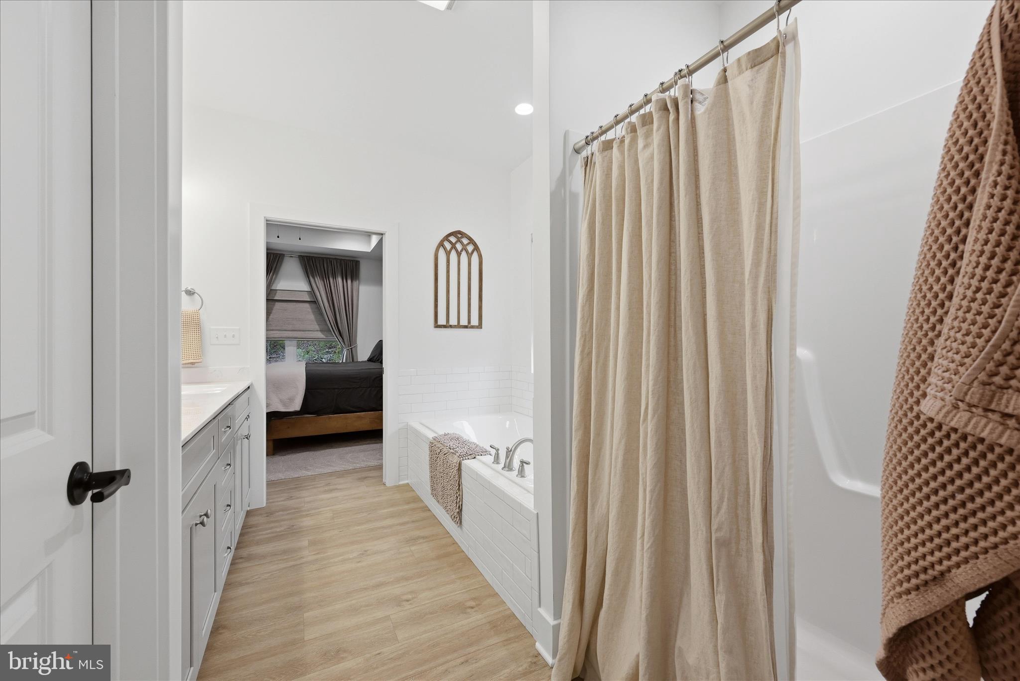 LAKE HOLIDAY ESTATES - Residential