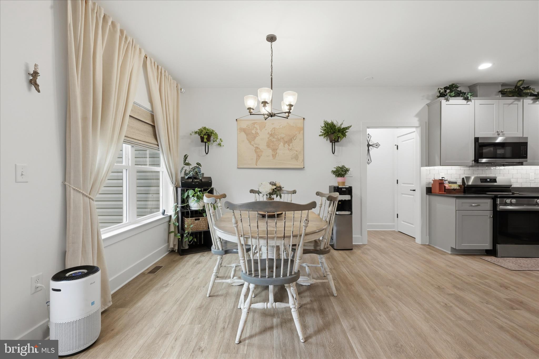 LAKE HOLIDAY ESTATES - Residential