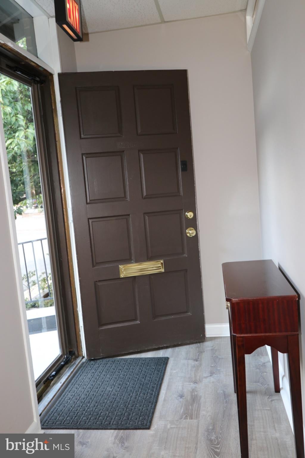 311 MAPLE AVENUE W UNIT E
