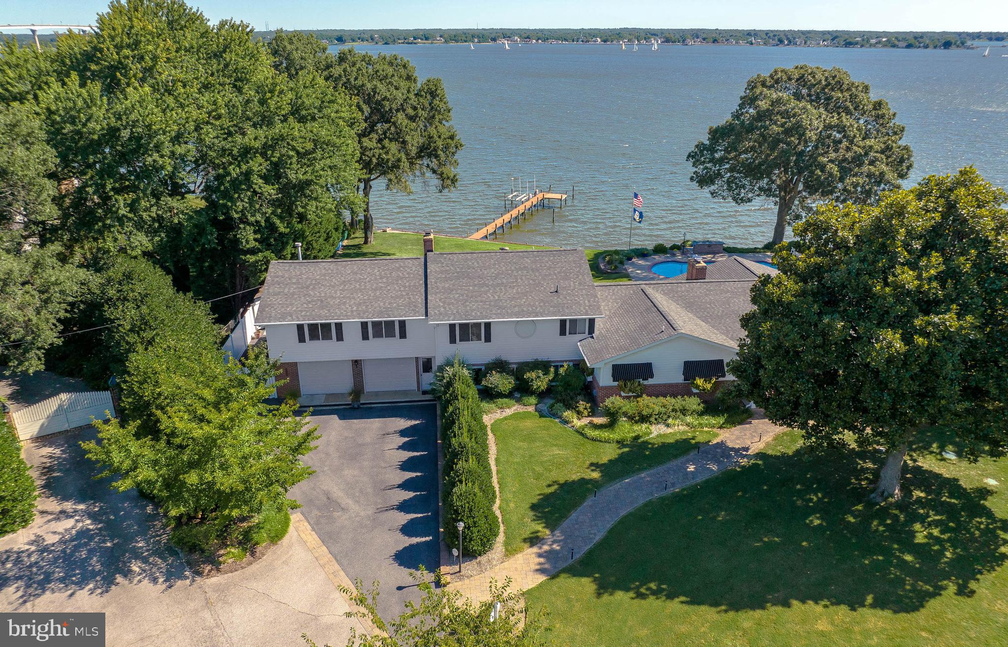 ESPERANZA FARMS - Residential