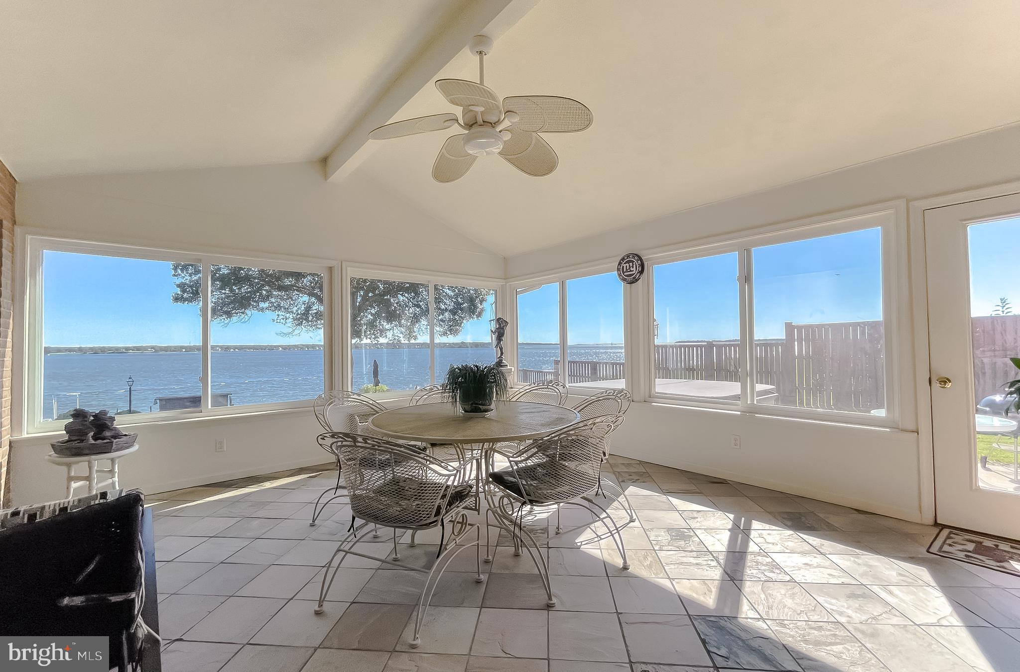 ESPERANZA FARMS - Residential