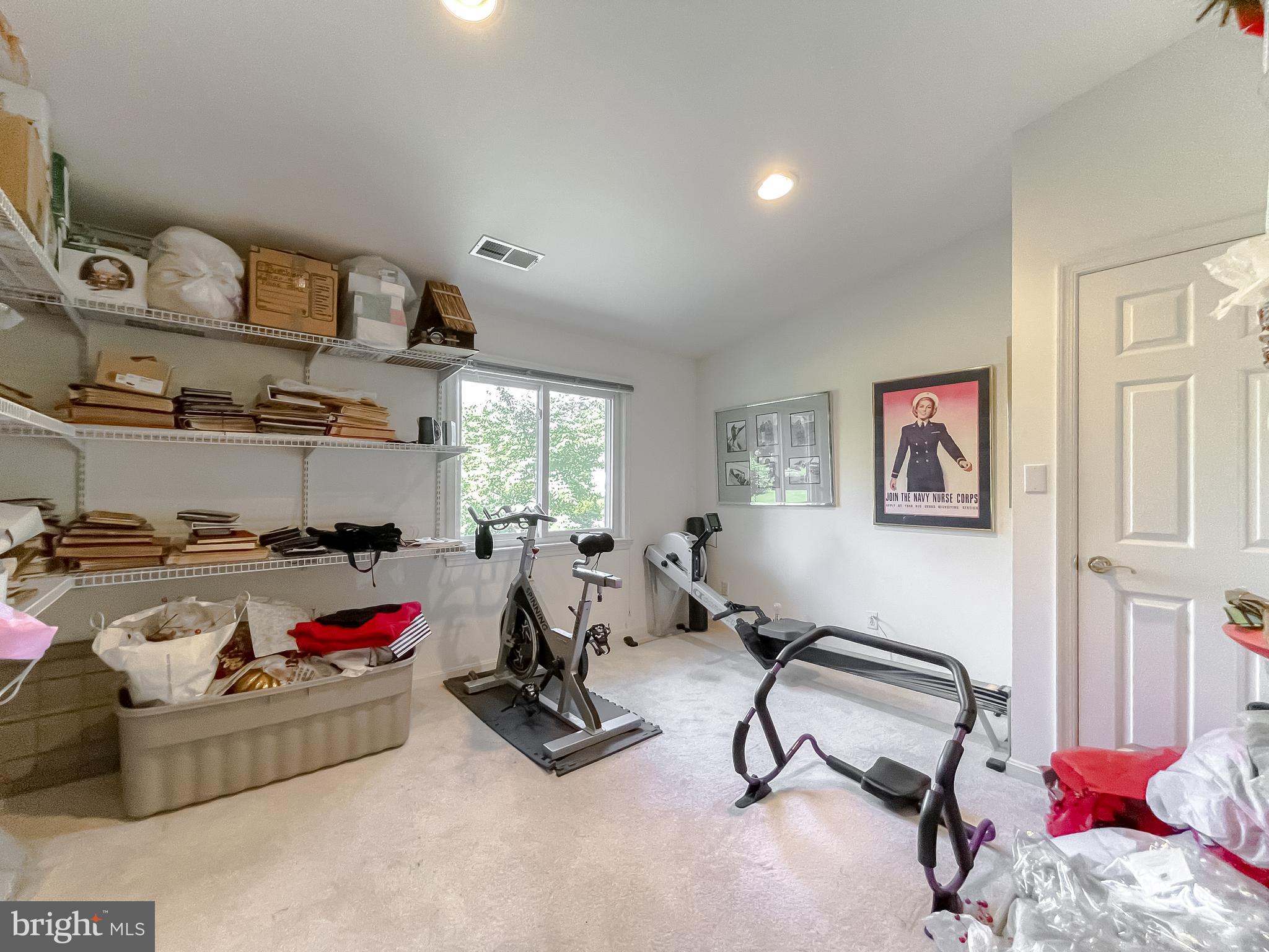 ESPERANZA FARMS - Residential