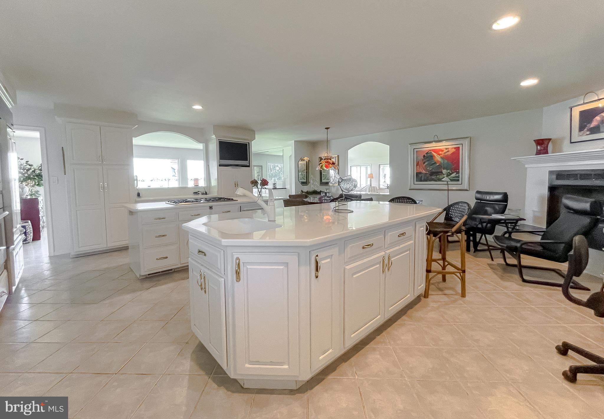 ESPERANZA FARMS - Residential