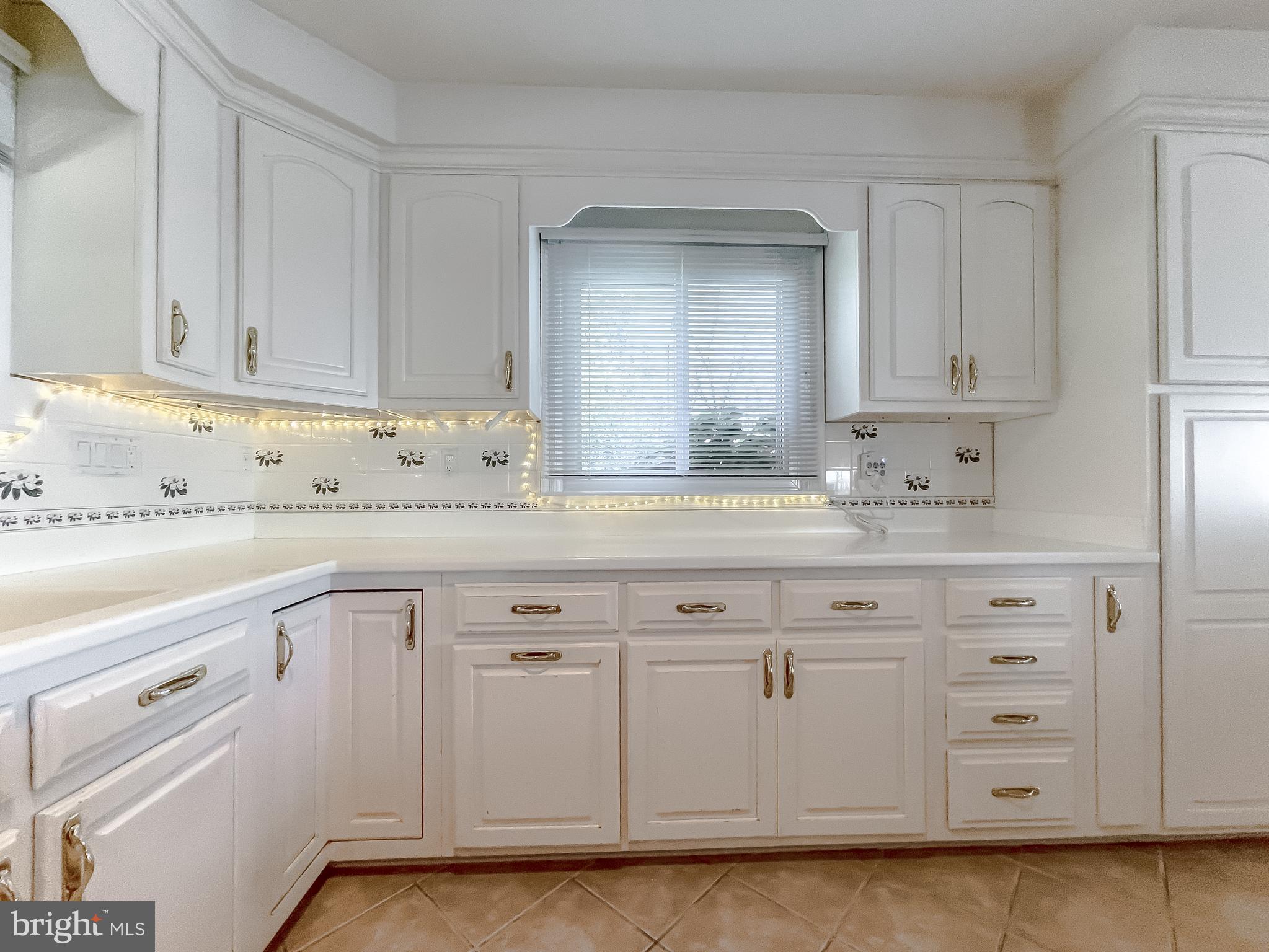 ESPERANZA FARMS - Residential