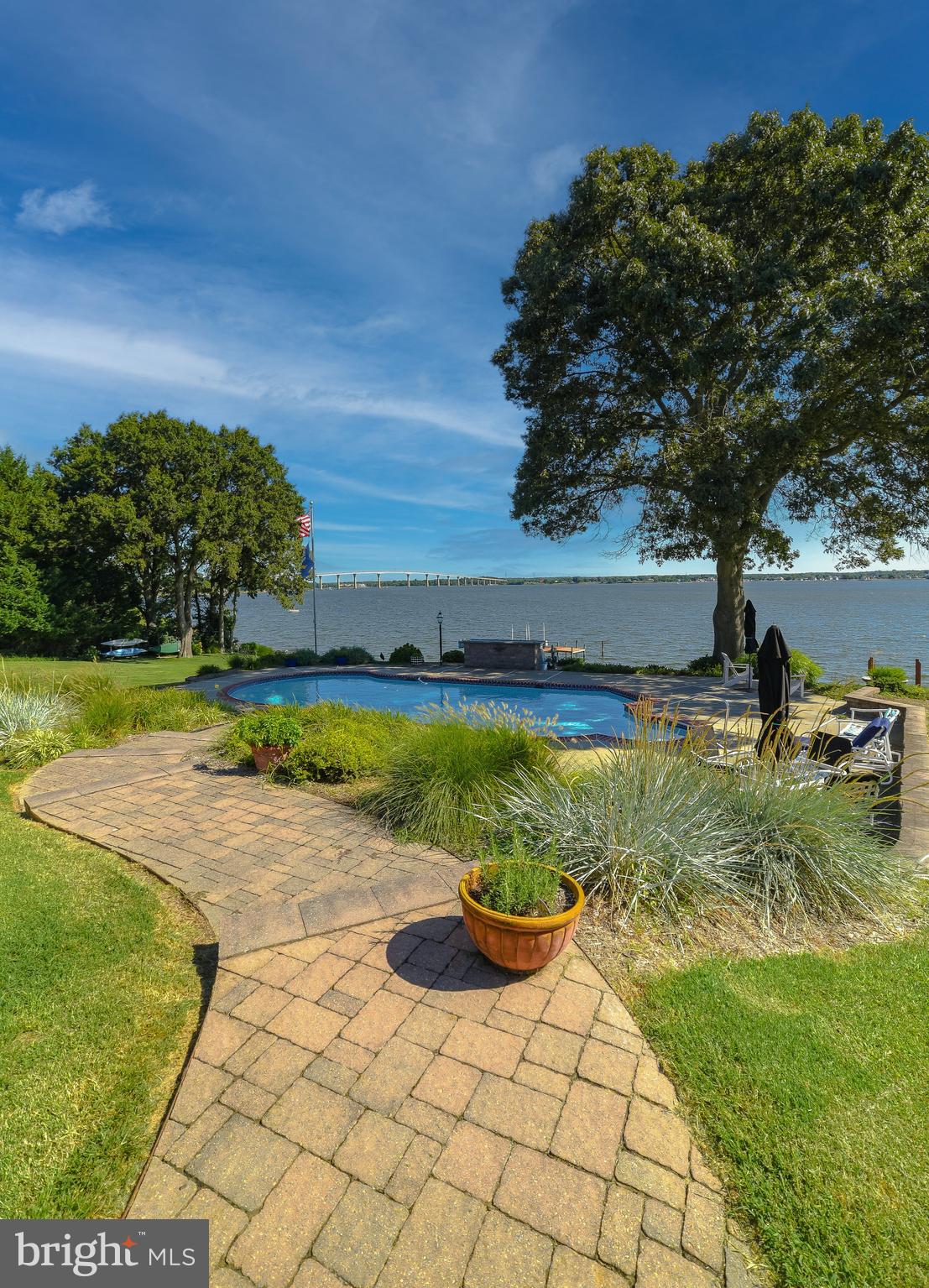 ESPERANZA FARMS - Residential