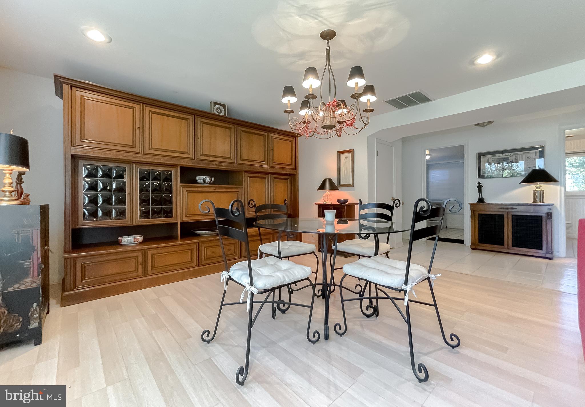 ESPERANZA FARMS - Residential