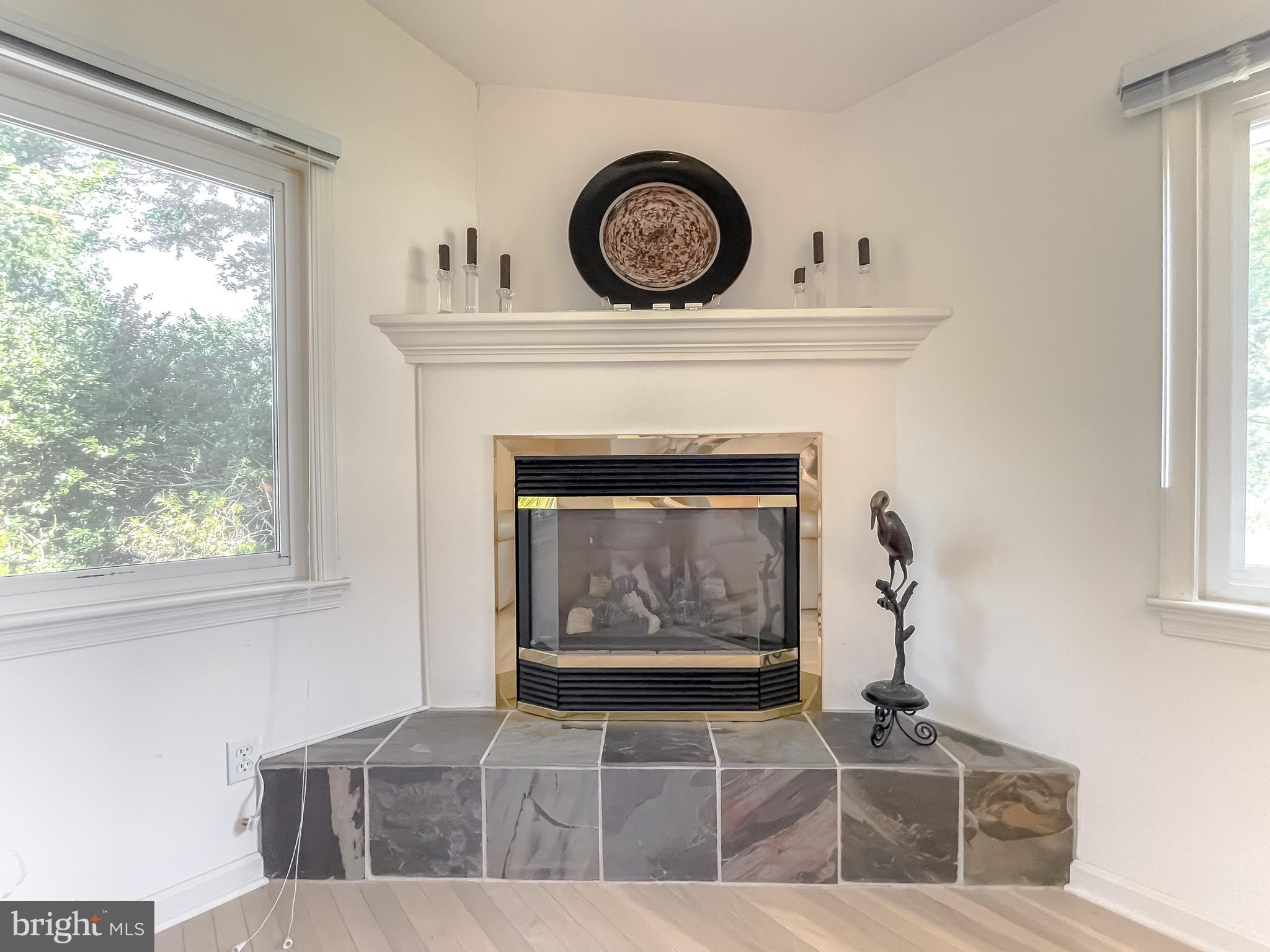 ESPERANZA FARMS - Residential