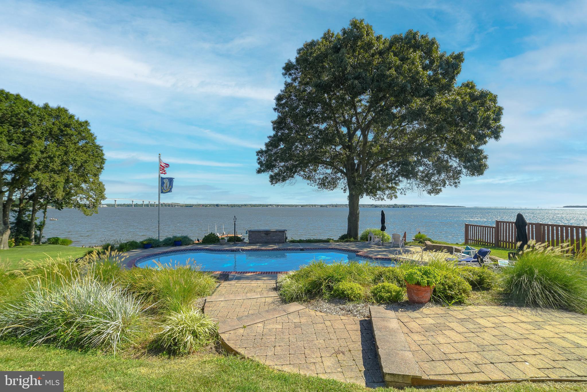 ESPERANZA FARMS - Residential