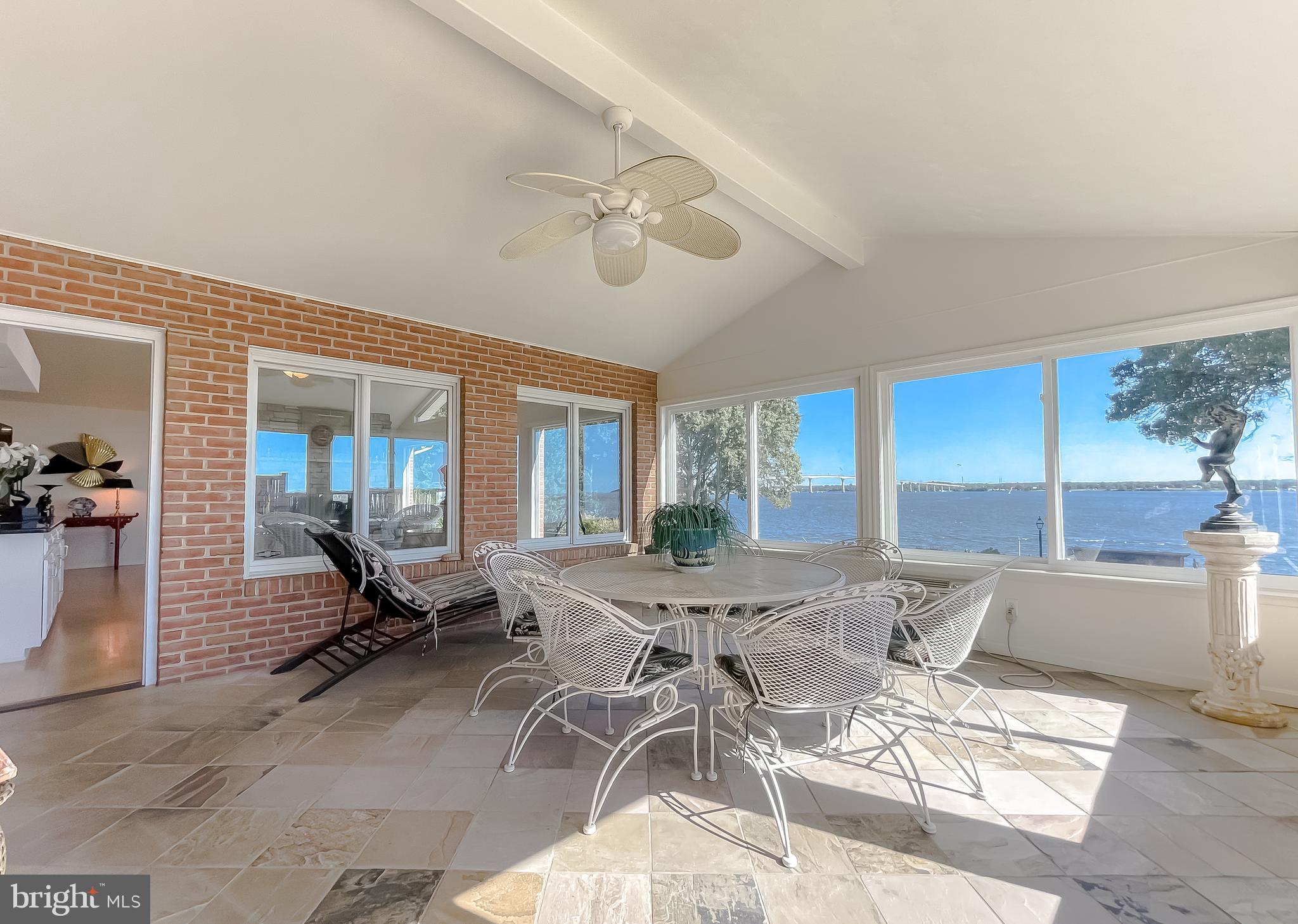 ESPERANZA FARMS - Residential