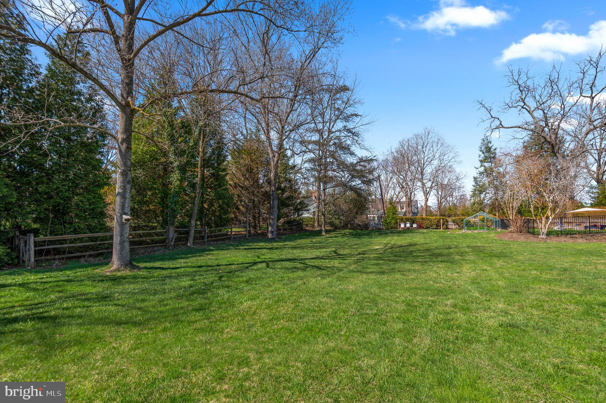 RUXTON - Residential