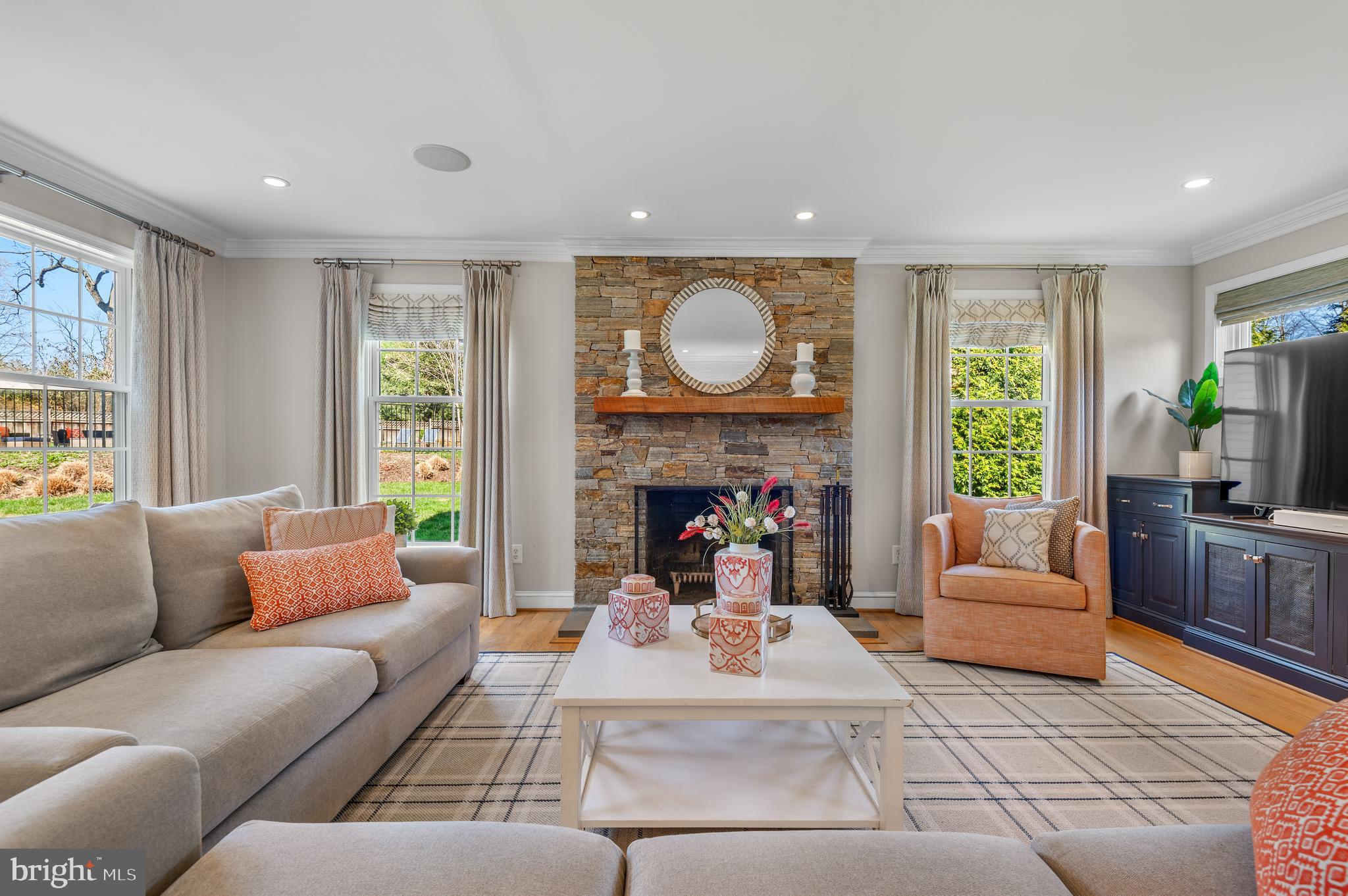 RUXTON - Residential