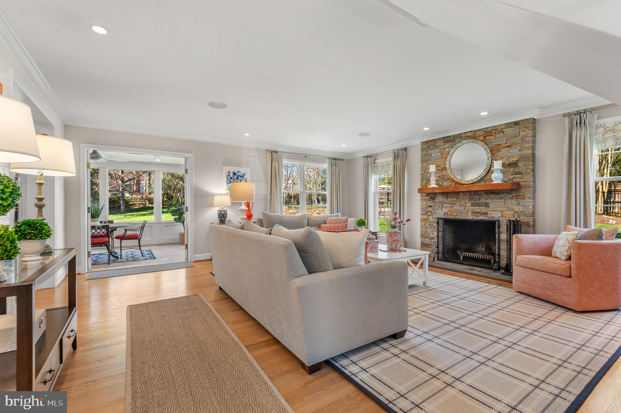 RUXTON - Residential