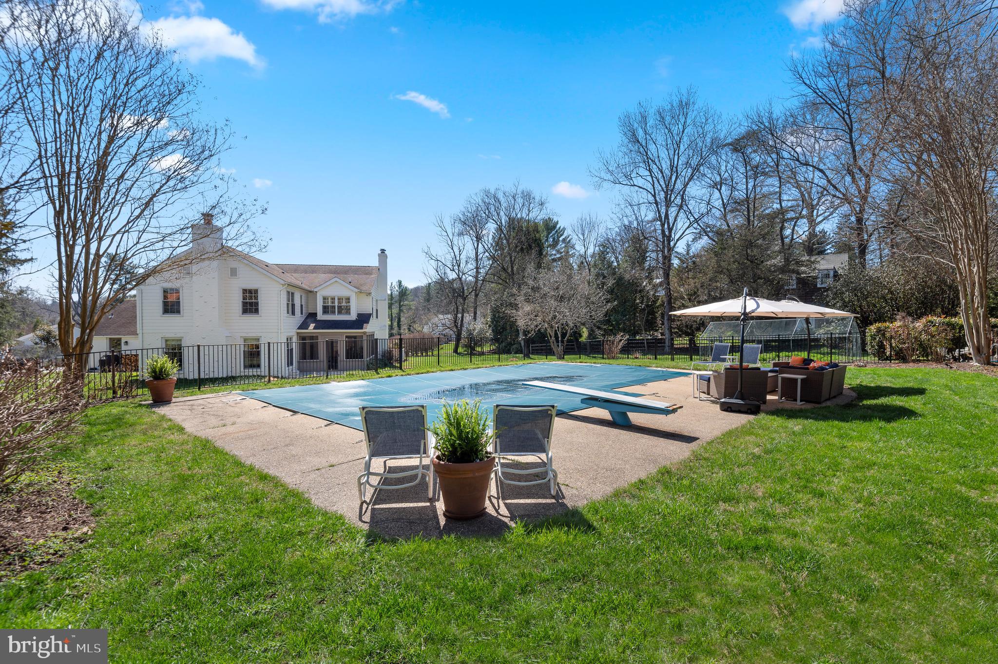 RUXTON - Residential