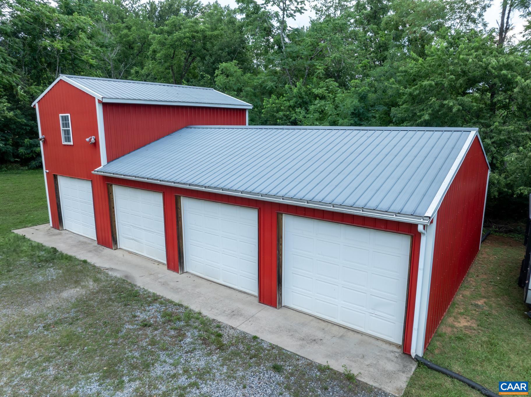 7520 & 7522 GREENWOOD STATION RD