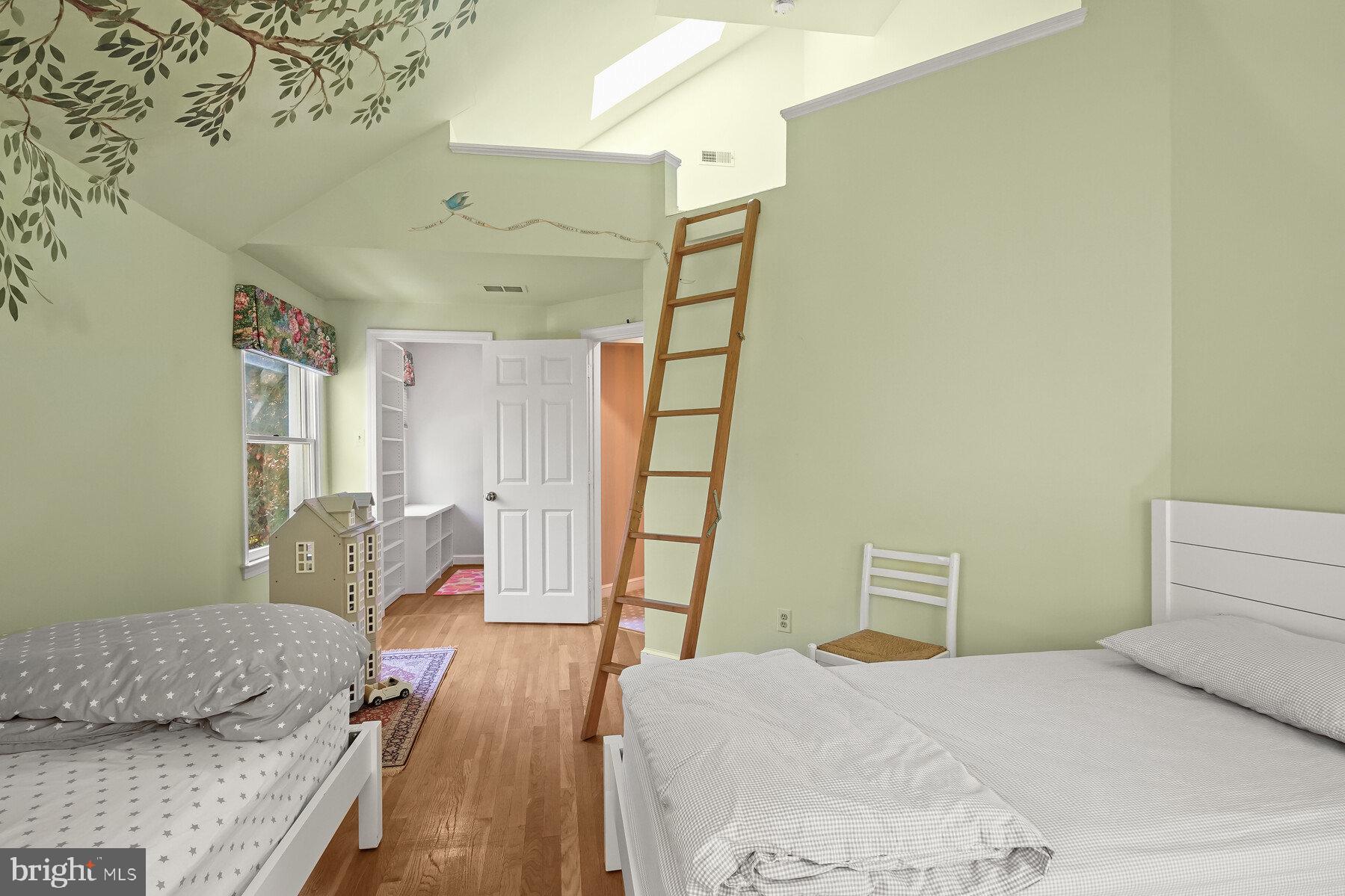 SUMNER - Residential