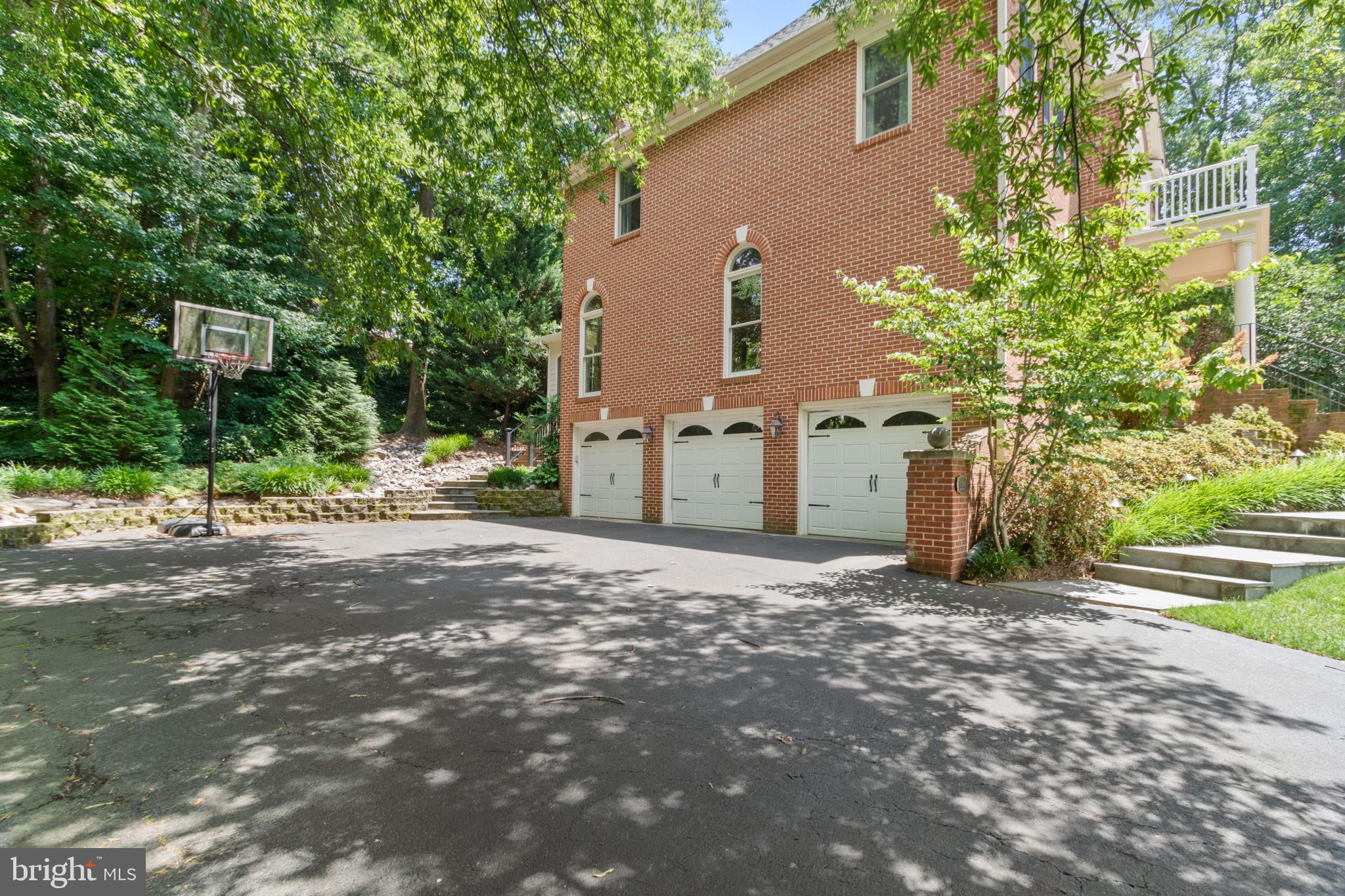 FENWICK ESTATES - Residential