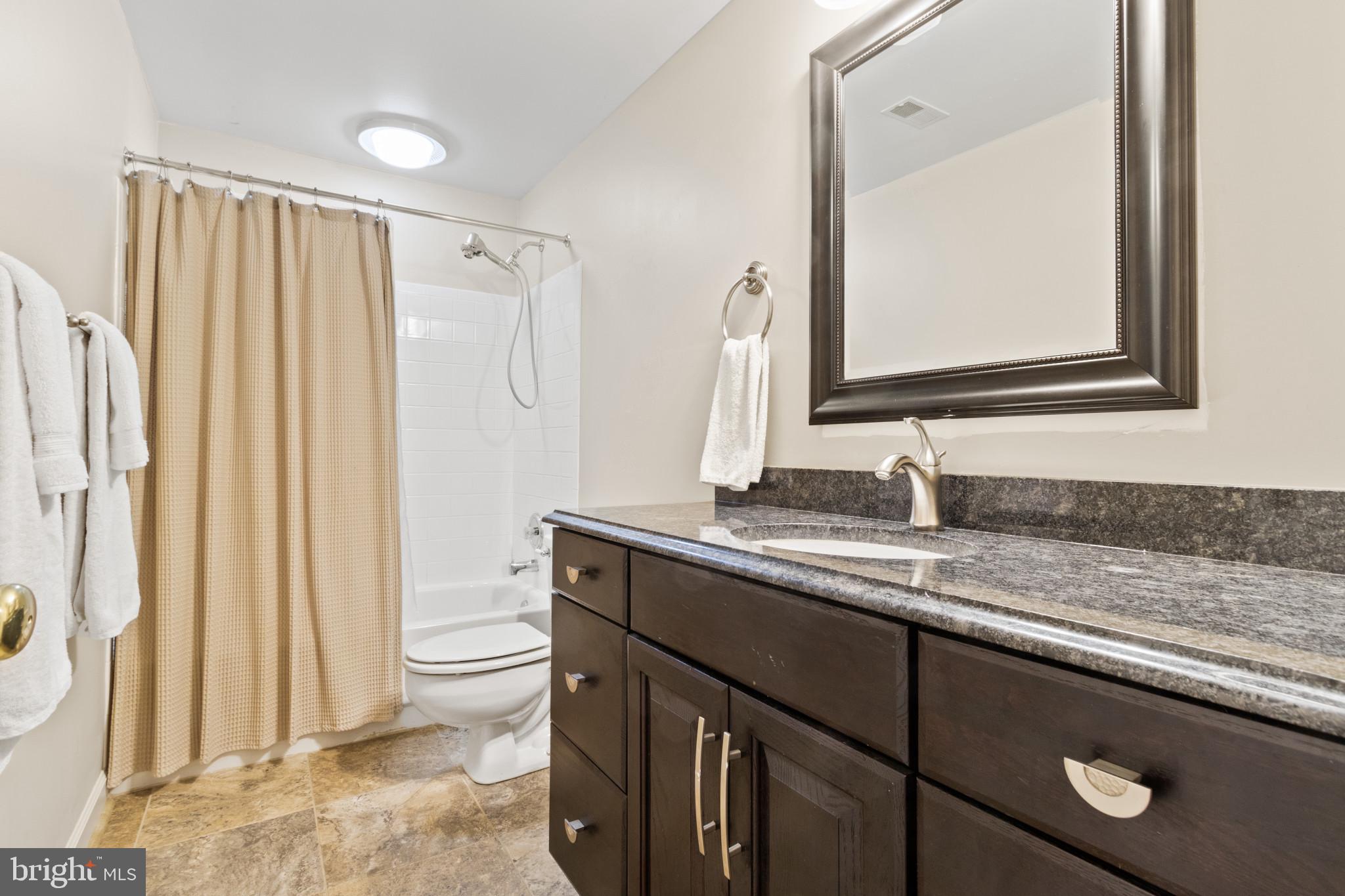 FENWICK ESTATES - Residential