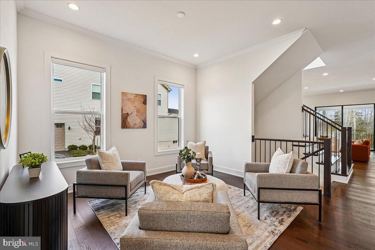 LENAH MILL - Residential