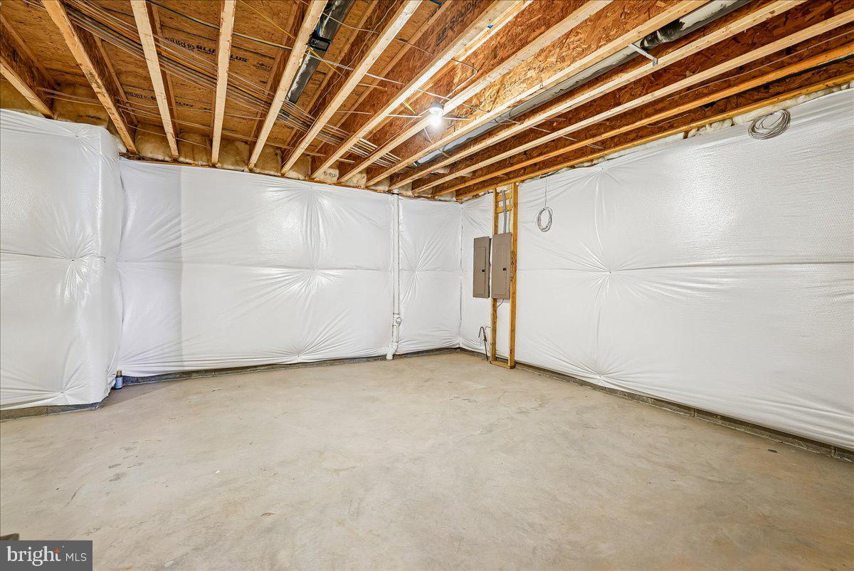 LENAH MILL - Residential