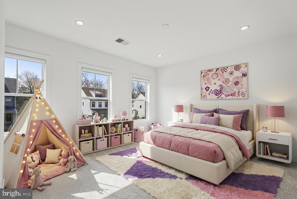 LENAH MILL - Residential