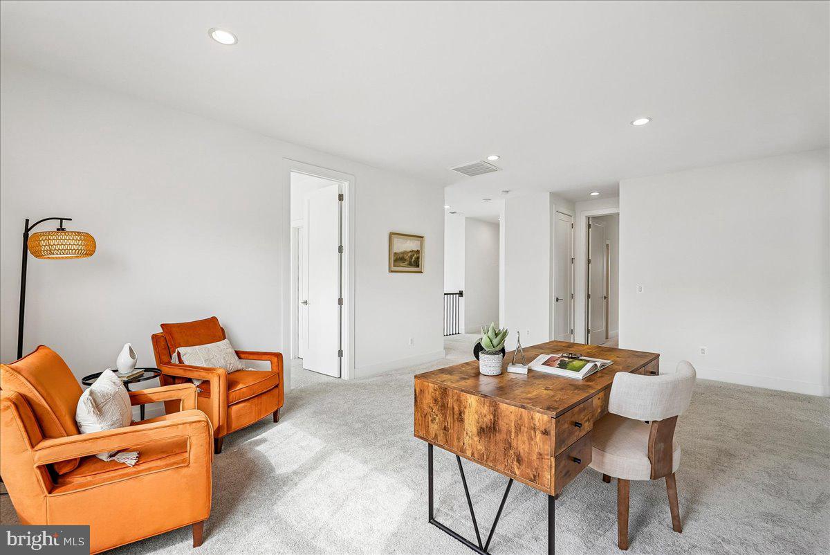 LENAH MILL - Residential