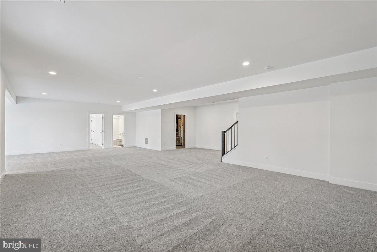 LENAH MILL - Residential