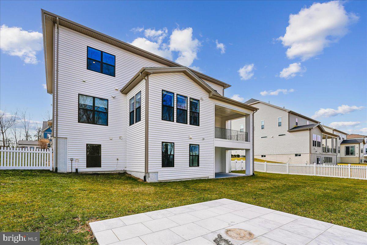 LENAH MILL - Residential