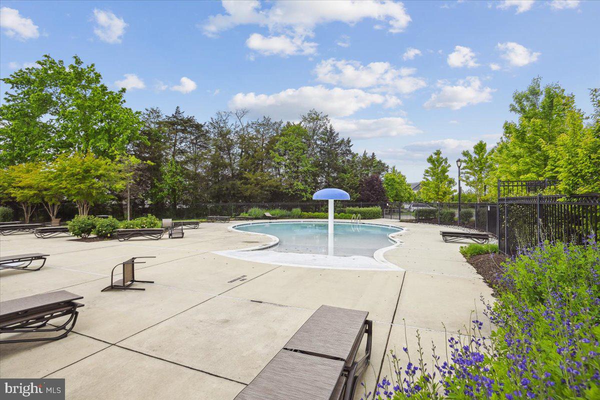 LENAH MILL - Residential