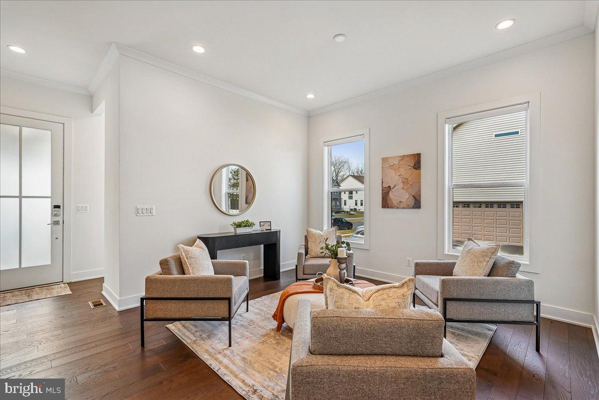 LENAH MILL - Residential