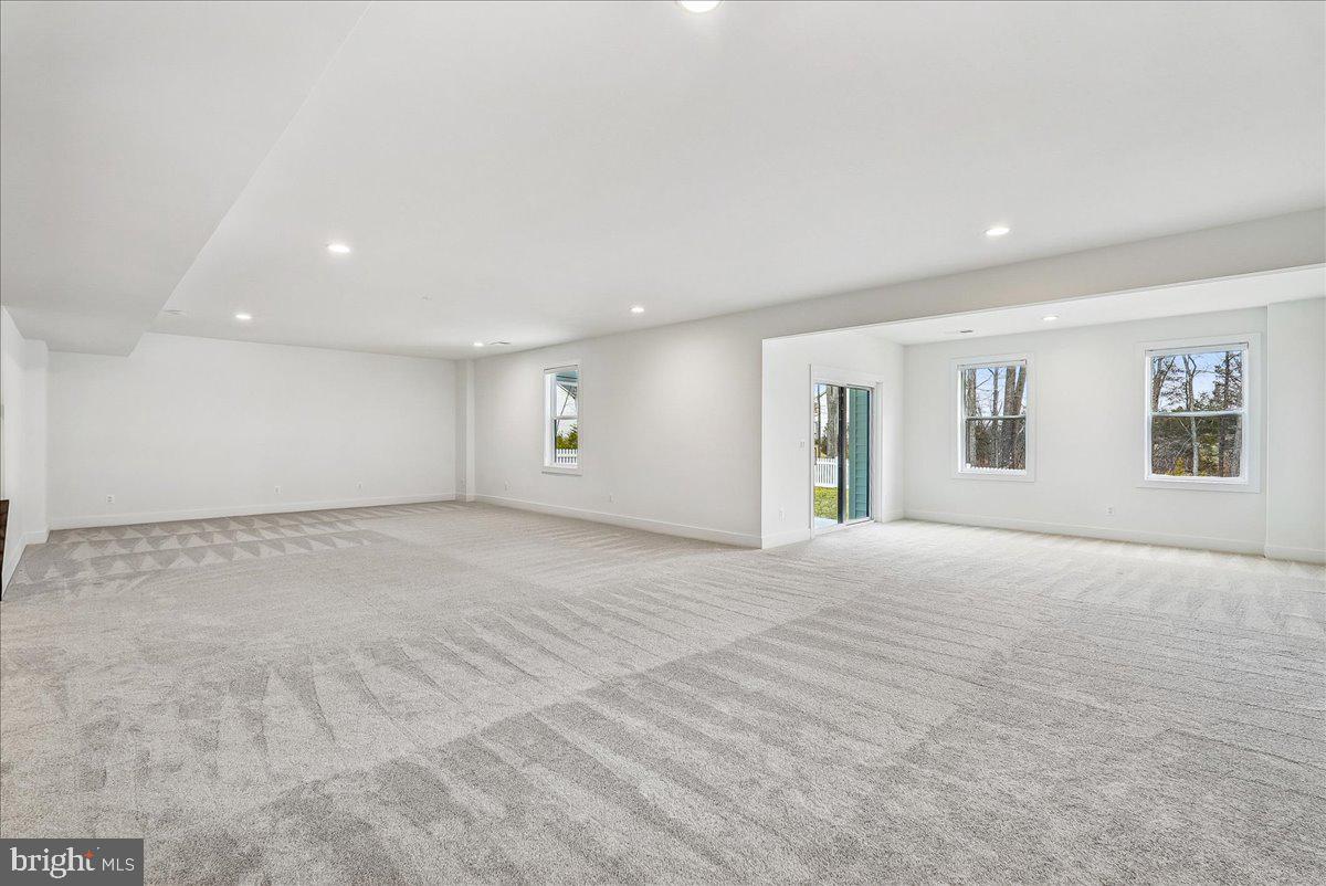 LENAH MILL - Residential