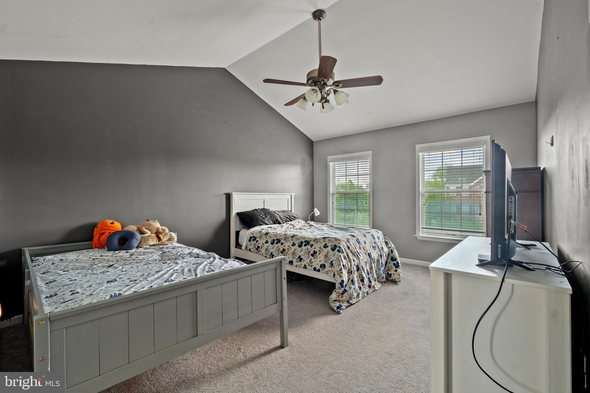 MCCAULEY CROSSING - Residential