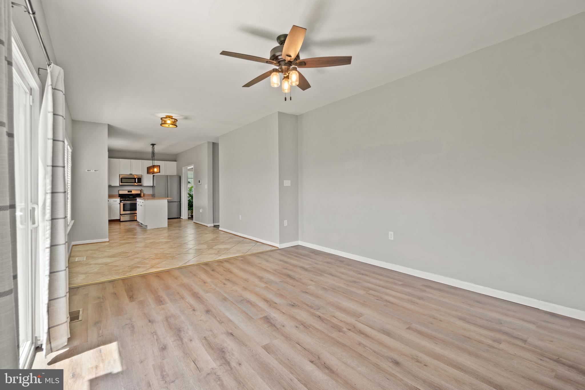 MCCAULEY CROSSING - Residential