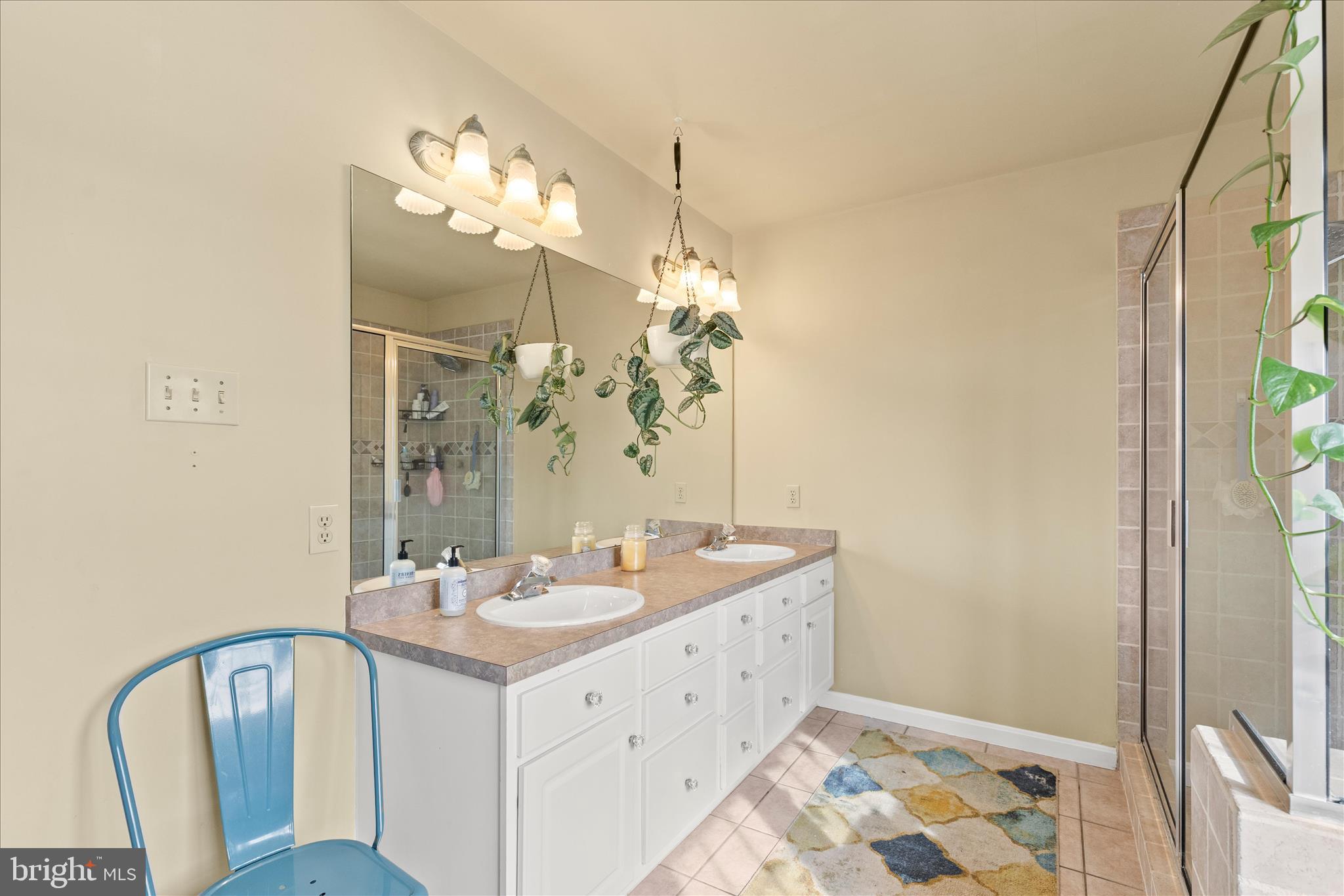 BEACON HILL - Residential