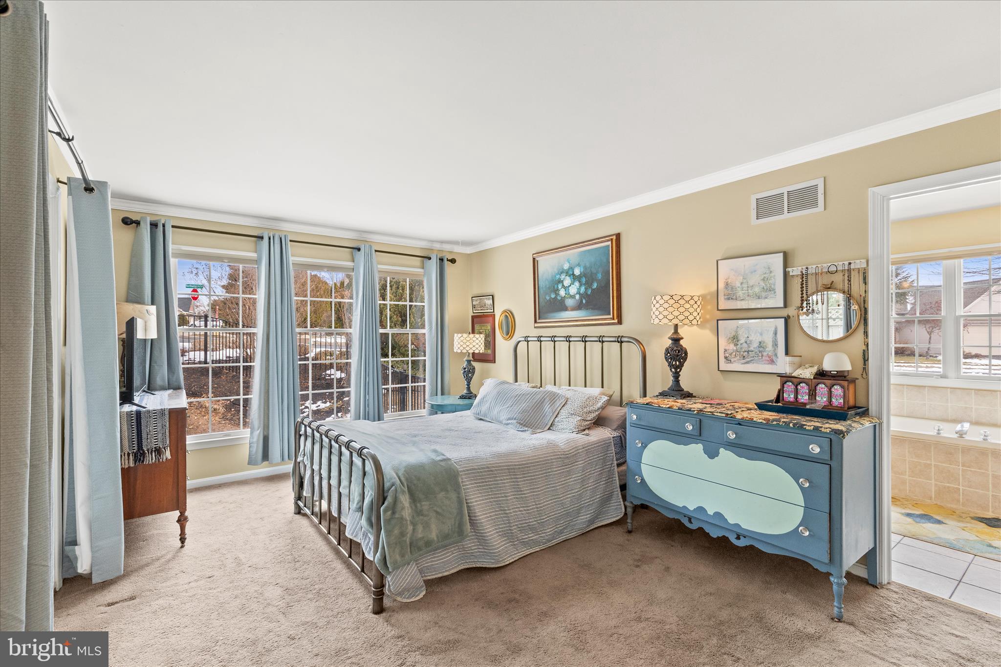 BEACON HILL - Residential