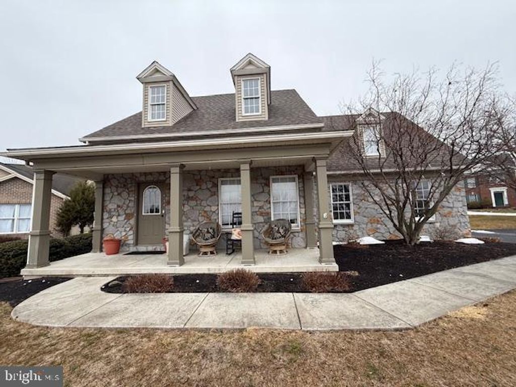 Photo of 1401 Longfellow Court, NEW CUMBERLAND, PA 17070 (MLS # PACB2050852)