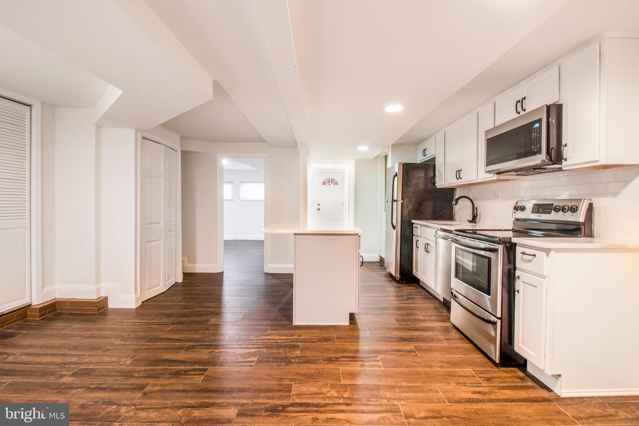 104 15TH STREET SE B