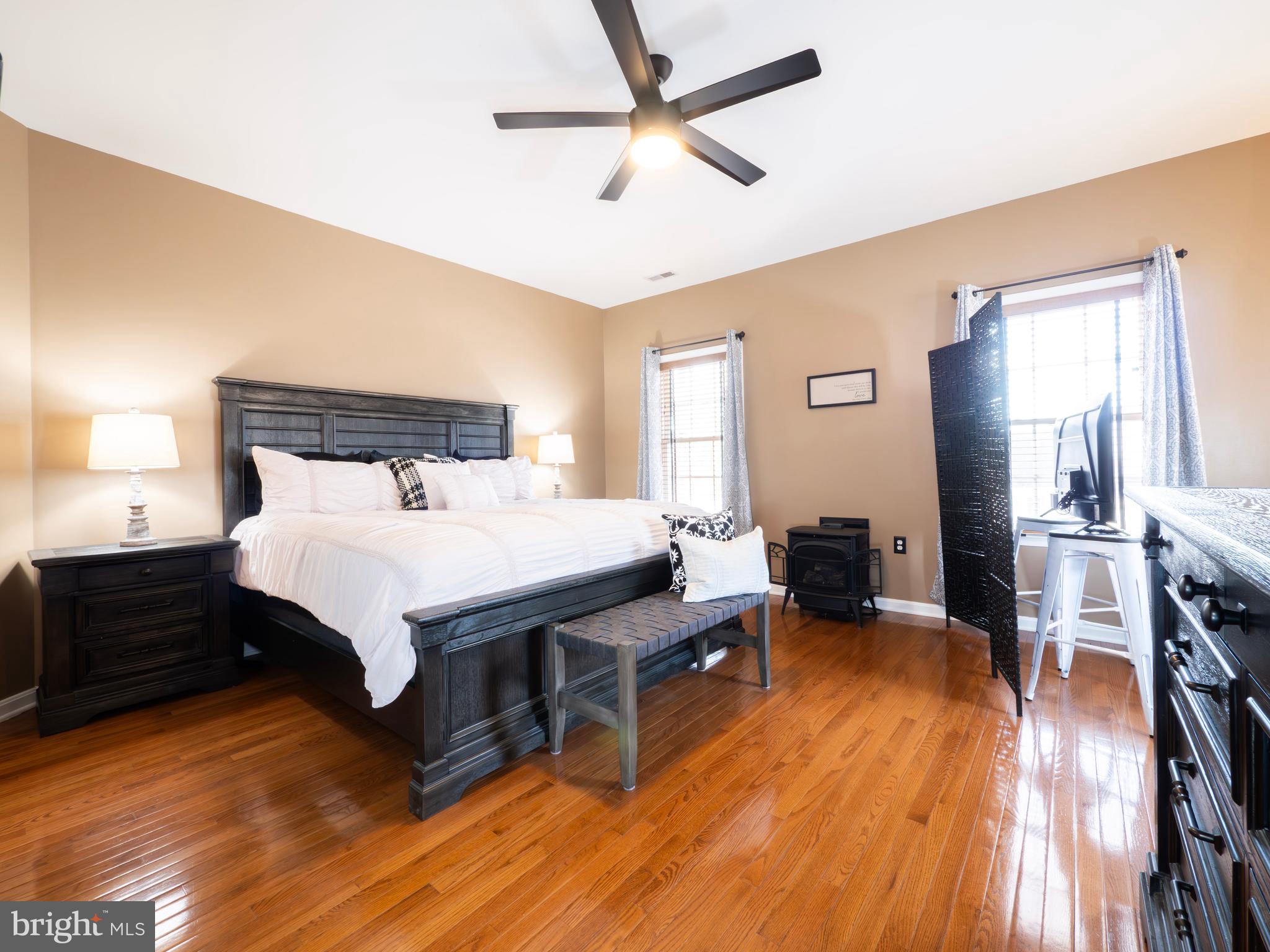 HAMMONDS MILL - Residential