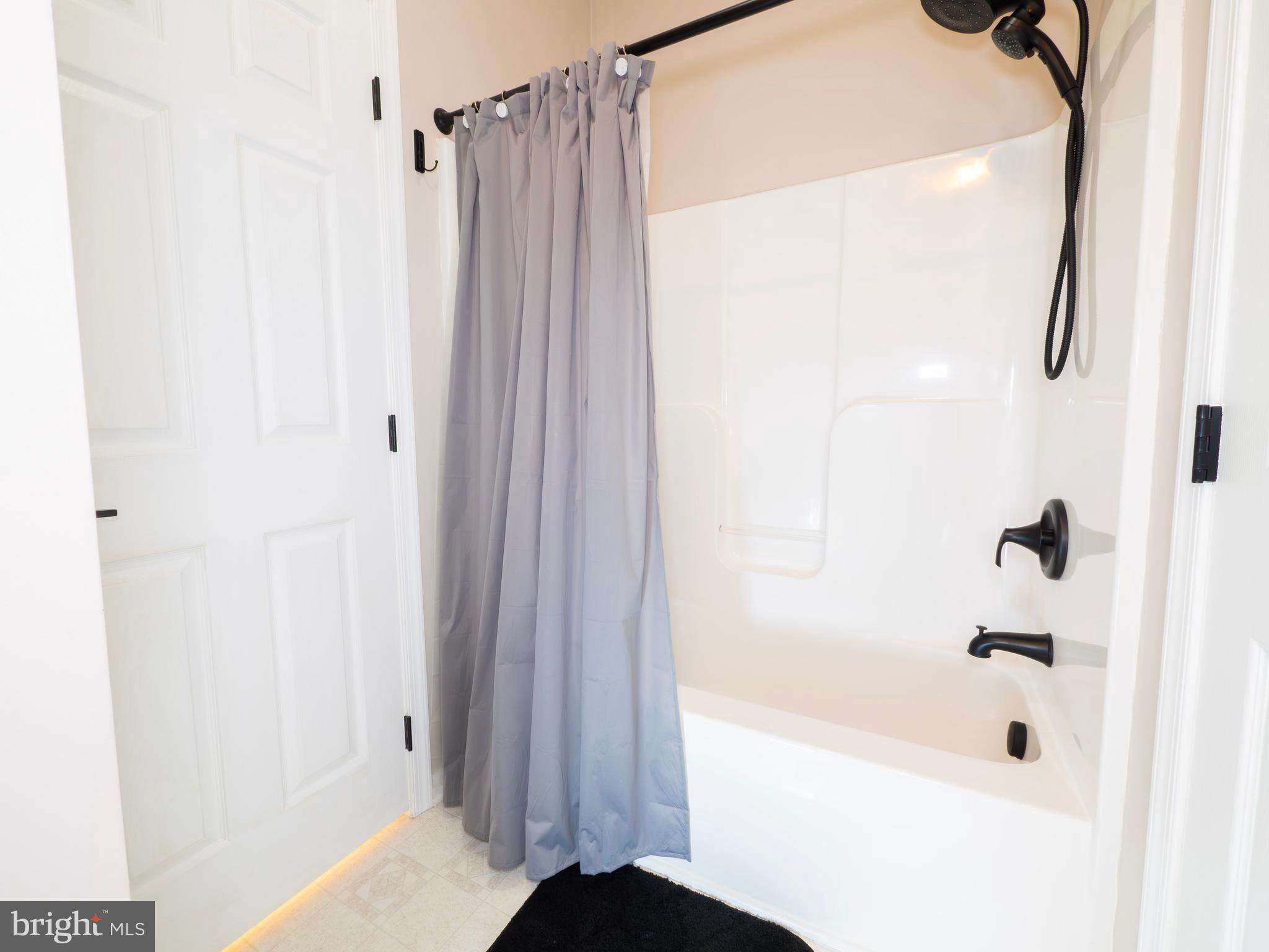 HAMMONDS MILL - Residential