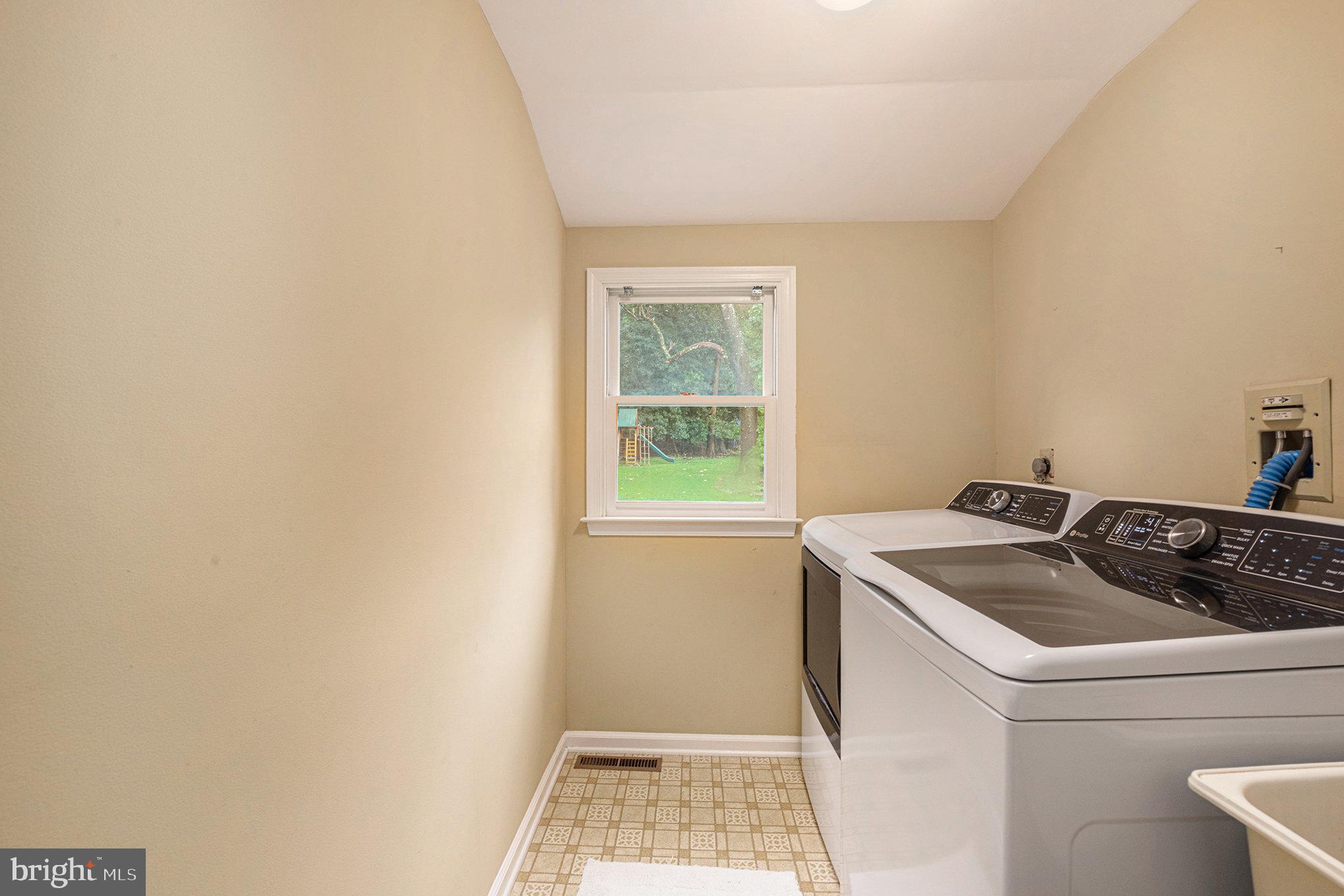 VALLEY GREENE - Residential