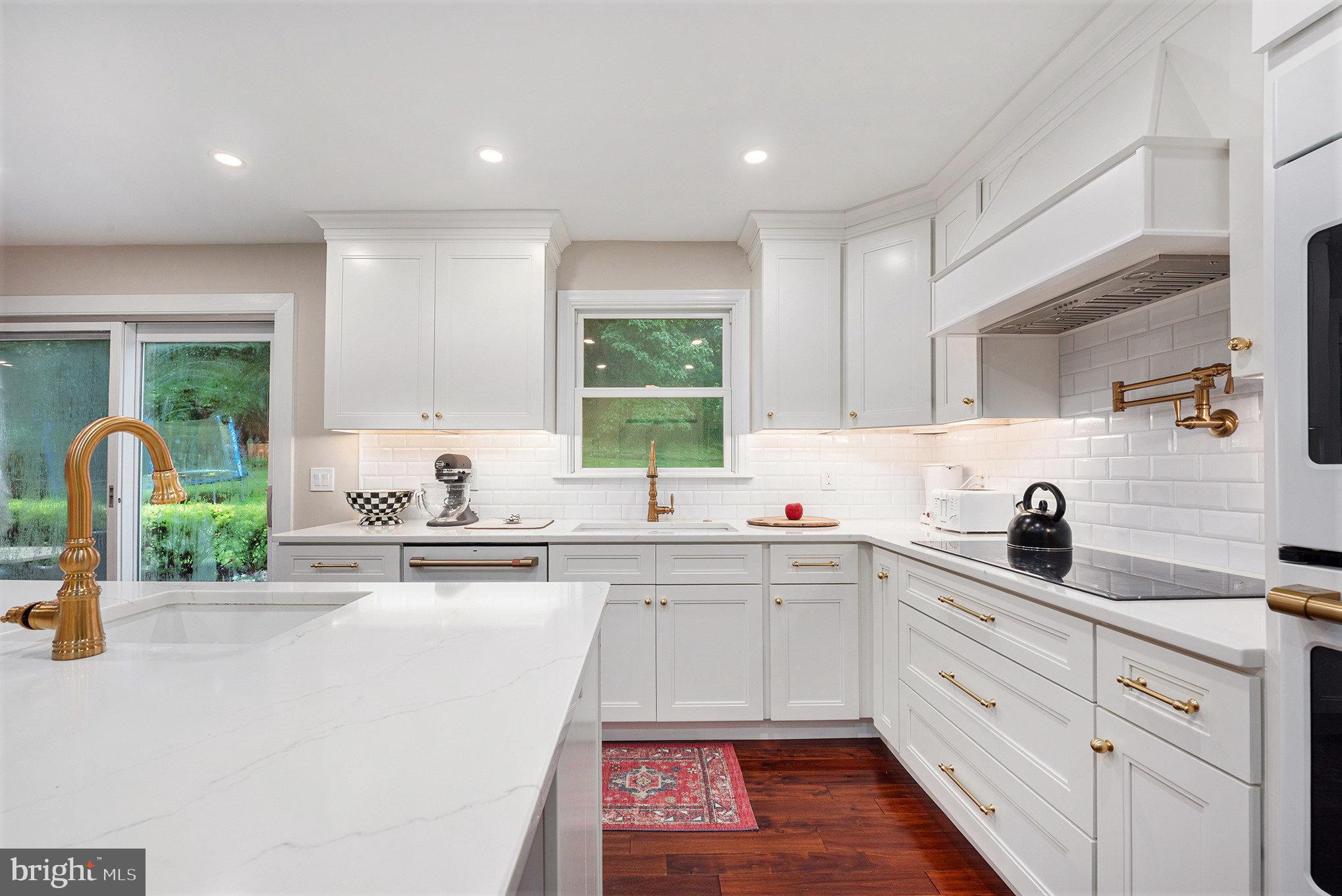 VALLEY GREENE - Residential