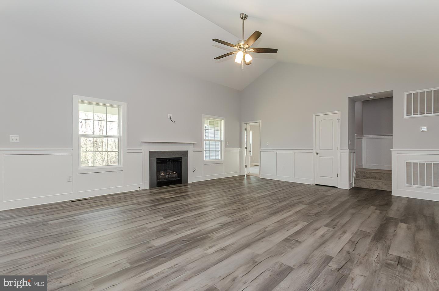 DOGWOOD MANOR - Residential