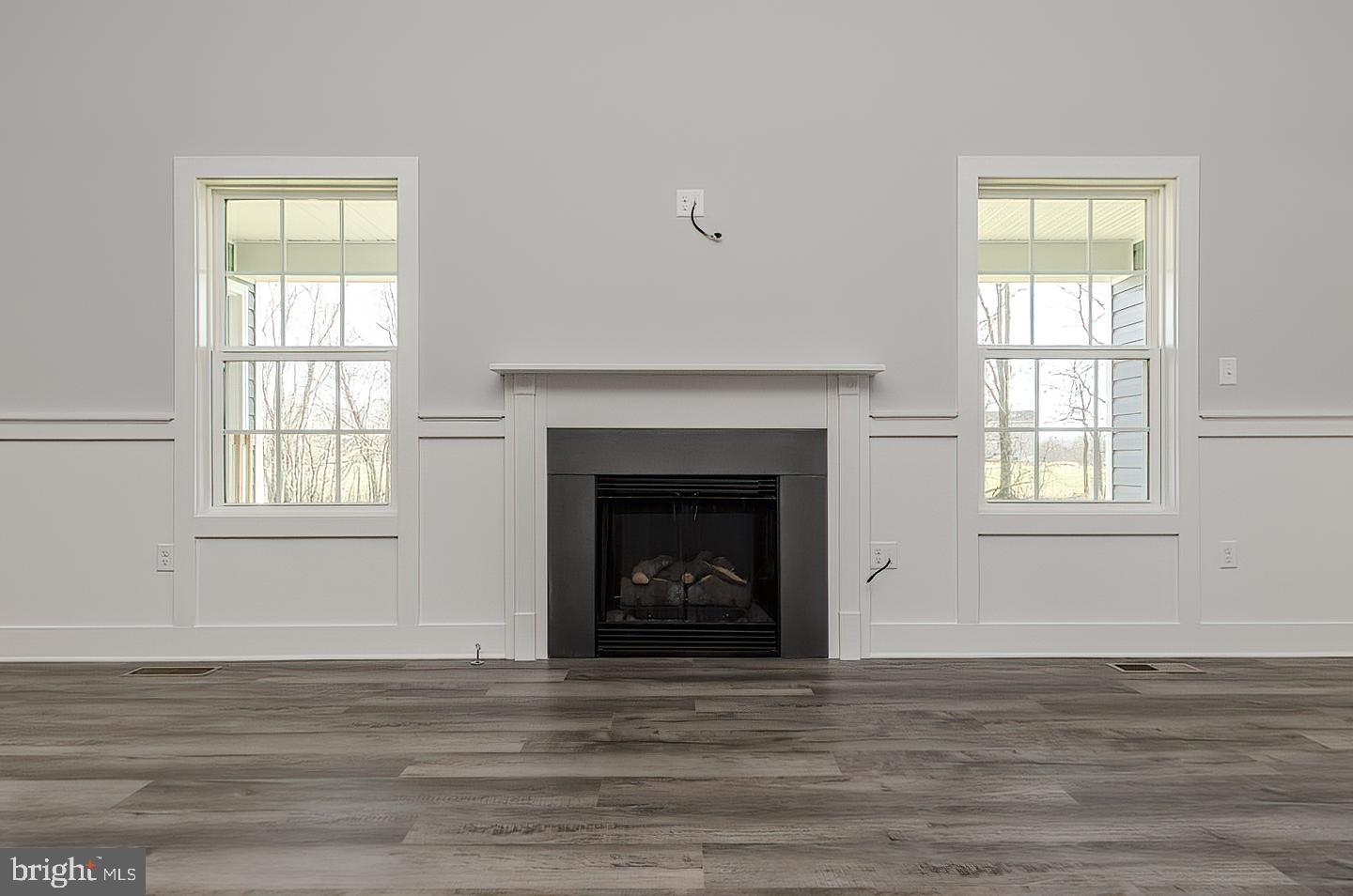 DOGWOOD MANOR - Residential