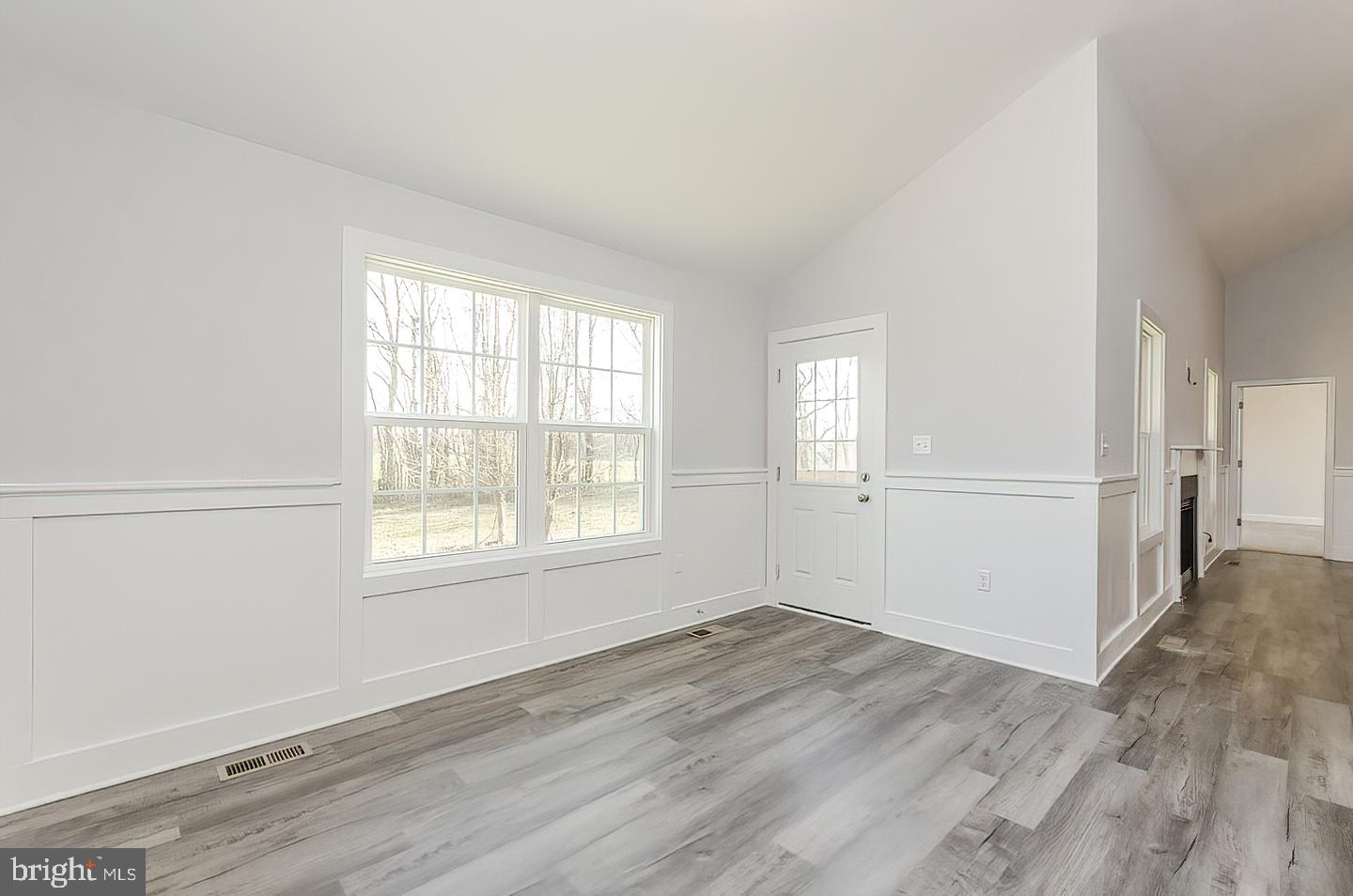 DOGWOOD MANOR - Residential