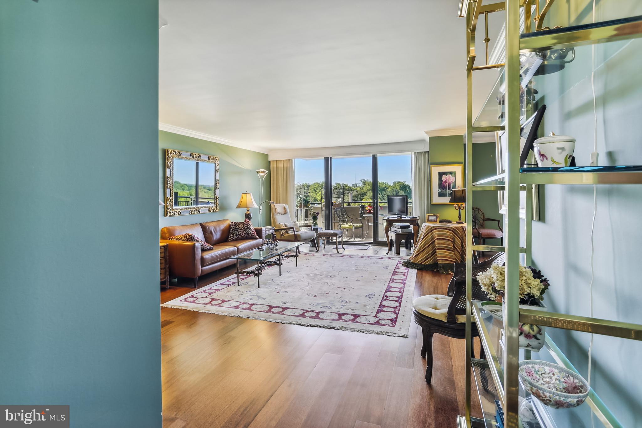 FRIENDSHIP HEIGHTS - Residential