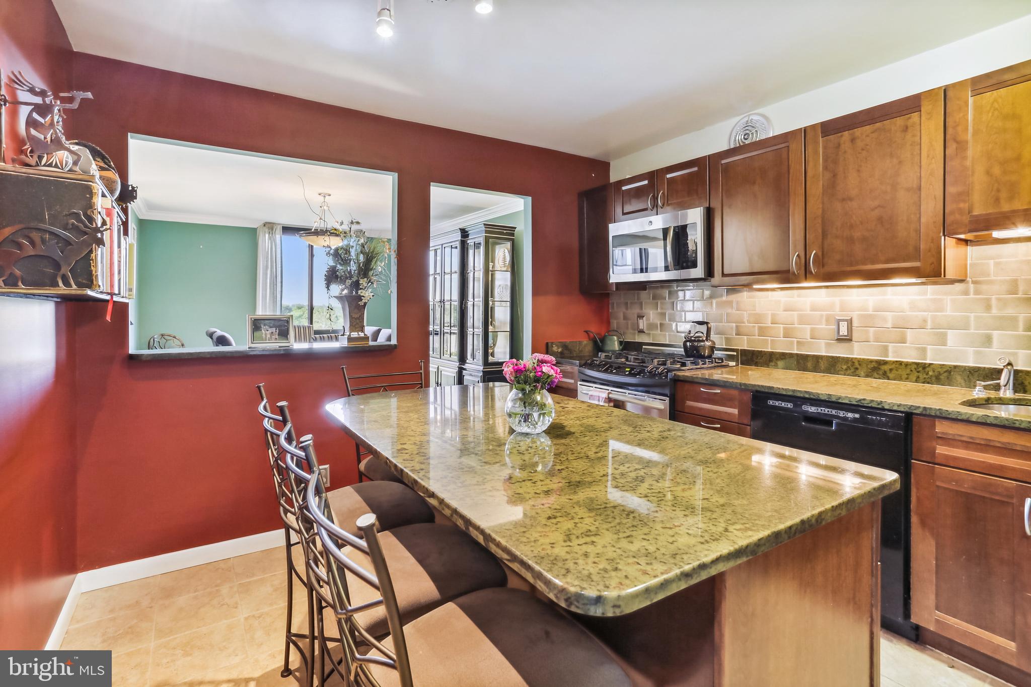 FRIENDSHIP HEIGHTS - Residential