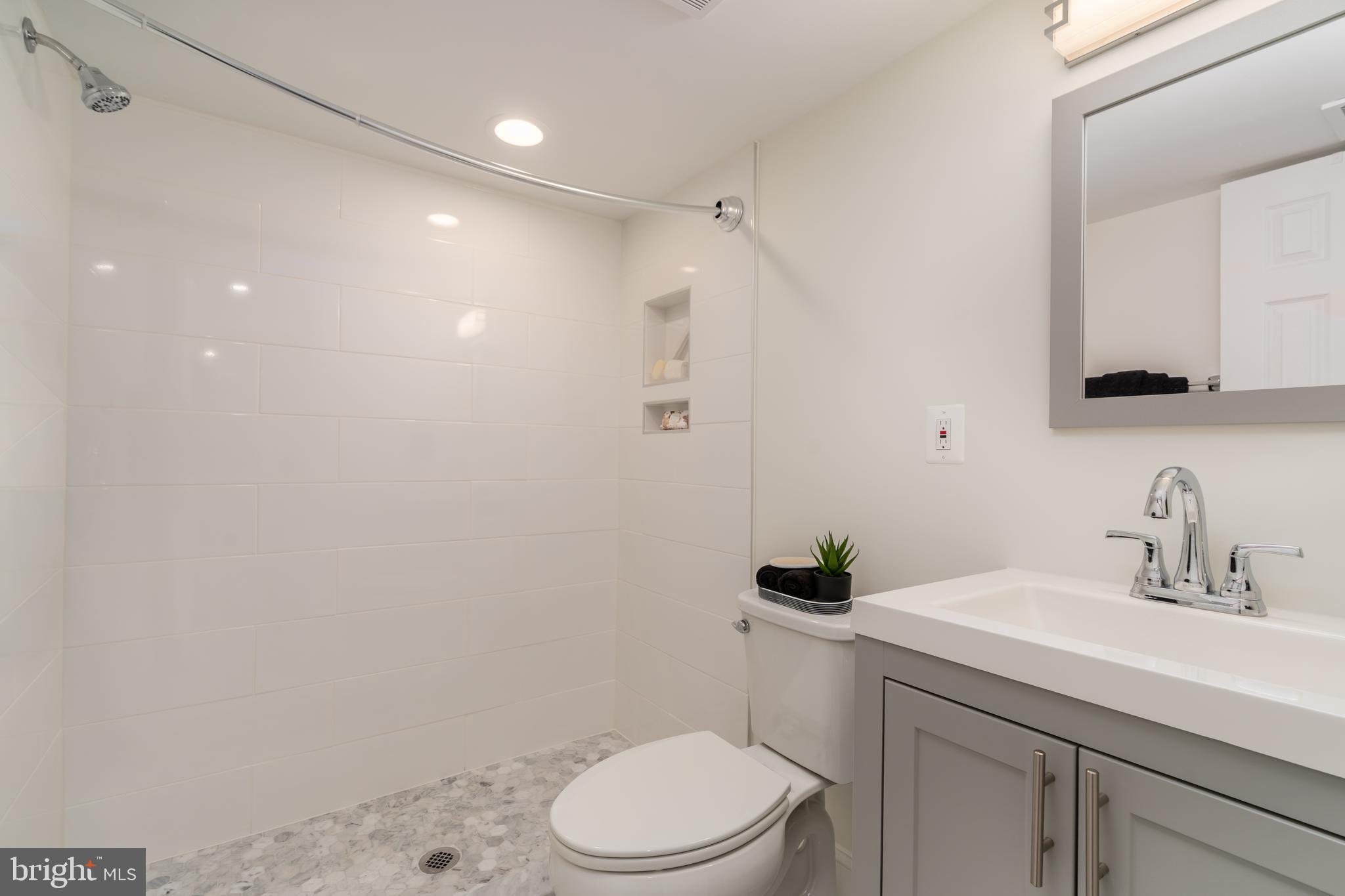 FOREST ESTATES - Residential