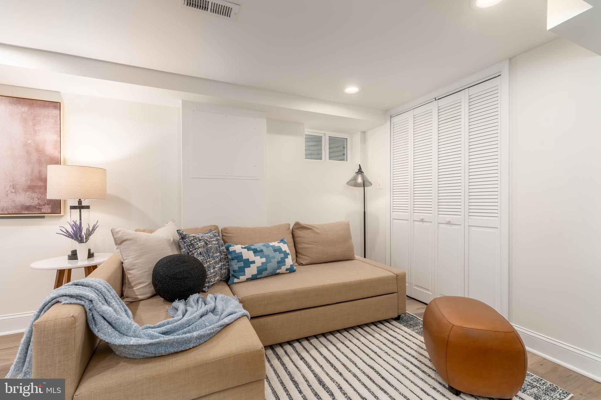 FOREST ESTATES - Residential