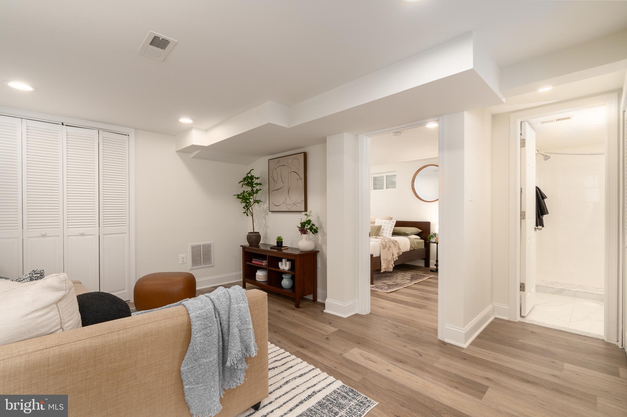 FOREST ESTATES - Residential