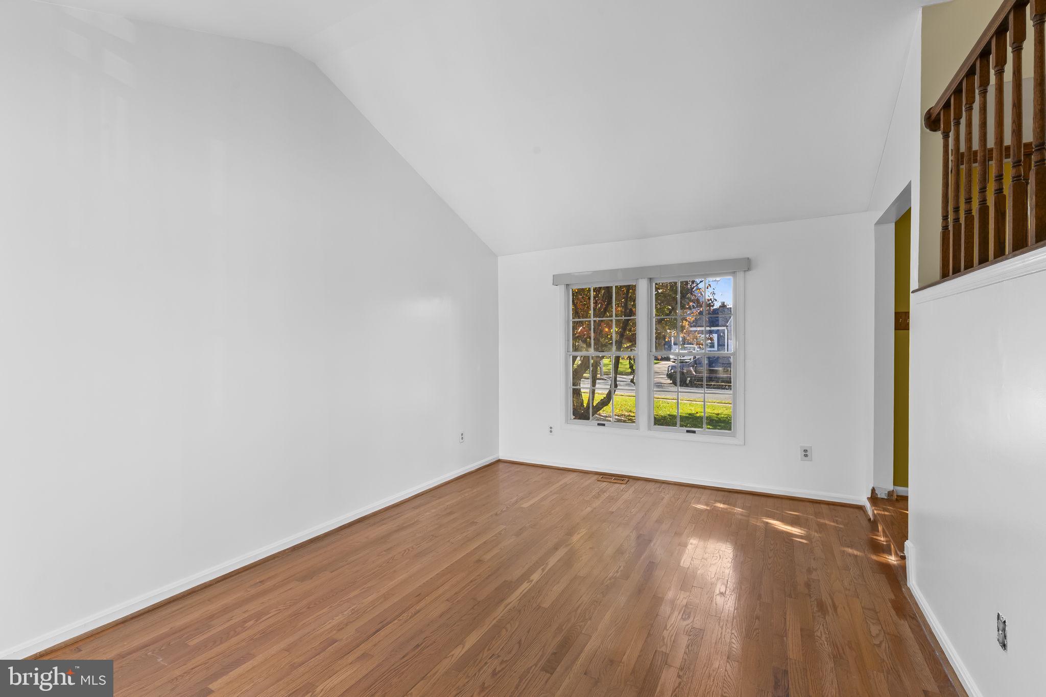 FALCON RIDGE - Residential