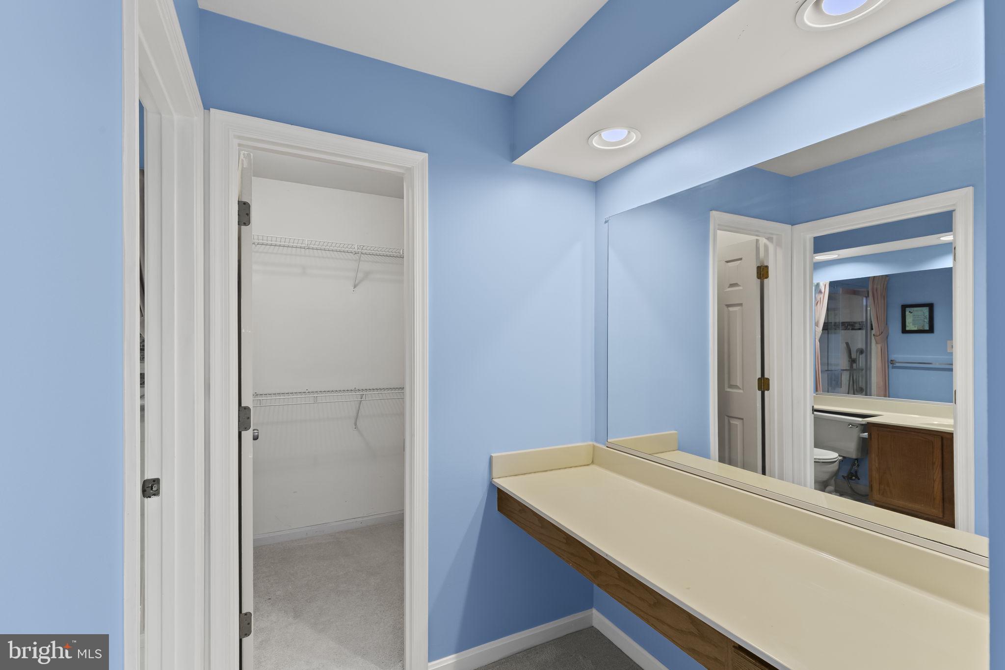 FALCON RIDGE - Residential